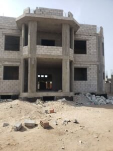 مقاول بناء 