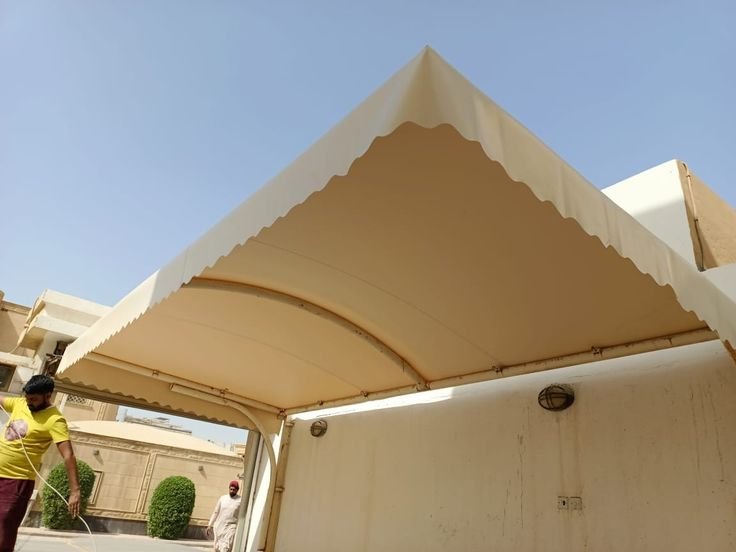 مظلات PVC مقاومة للعوامل الجوية بخميس مشيط